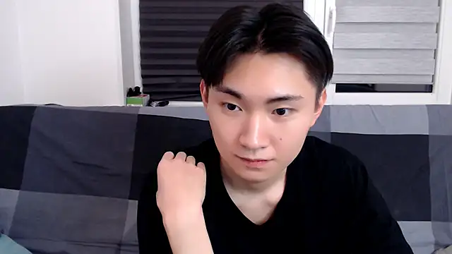 Miram Yu online show from 01/13/25, 12:09