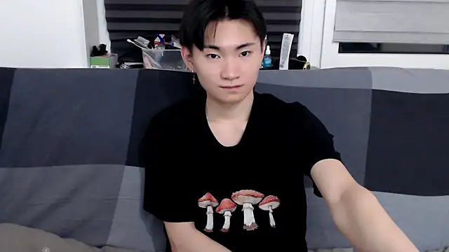 Miram Yu online show from 01/17/25, 09:06