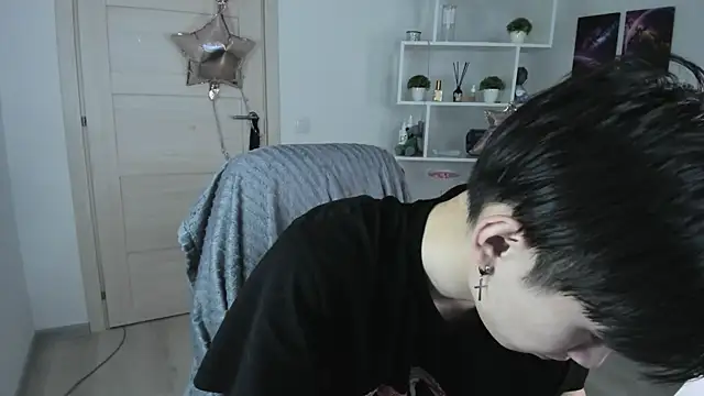 Miram Yu online show from 01/24/25, 03:00