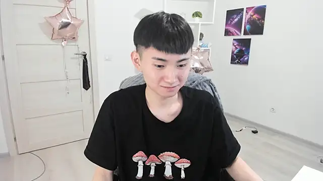 Miram Yu online show from 03/15/25, 06:43