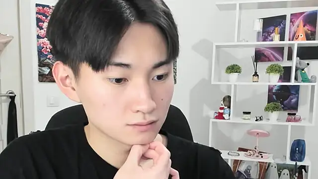 Miram Yu online show from 10/18/25, 03:53