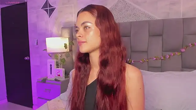 HannaRhodes online show from 02/27/25, 02:00