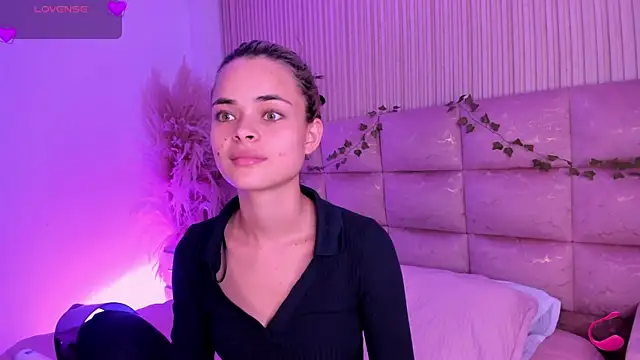 HannaRhodes online show from 07/01/26, 02:40