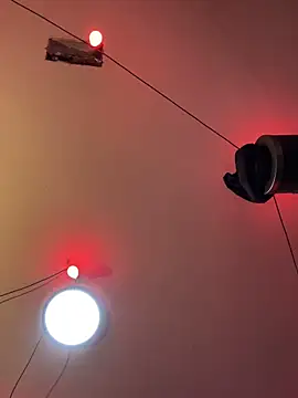 Snapshot of sluttysmiley chatting on 12/15/25, 10:41 sluttysmiley online show from 12/15/25, 10:41