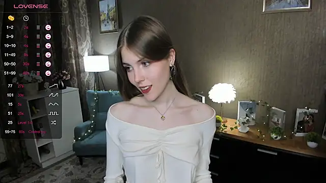 DarleneHatt online show from 02/06/25, 01:49