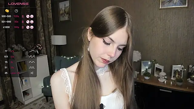 DarleneHatt online show from 03/09/25, 02:50