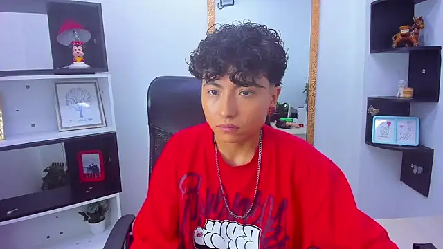 Im Mathias online show from 10/30/25, 10:43