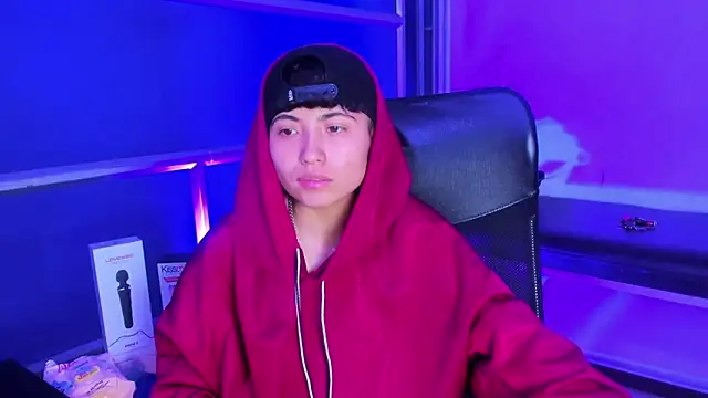 Im Mathias online show from 12/19/25, 04:41