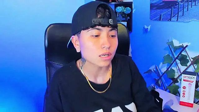 Im Mathias online show from 12/21/25, 03:02