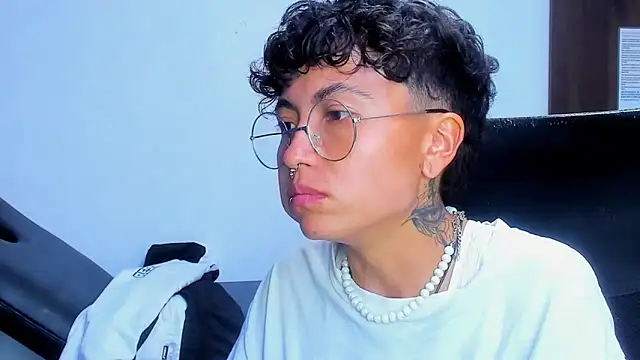 Im Mathias online show from 02/17/26, 03:36