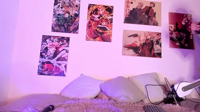 Luna-Chann online show from 11/04/25, 10:09