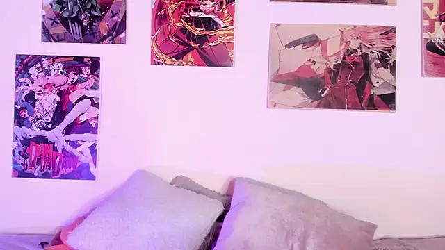 Luna-Chann online show from 11/08/25, 08:51