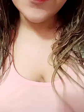 Hotoufia38 online show from 02/20/25, 06:57