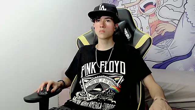 johnny cagee online show from 01/17/25, 04:06