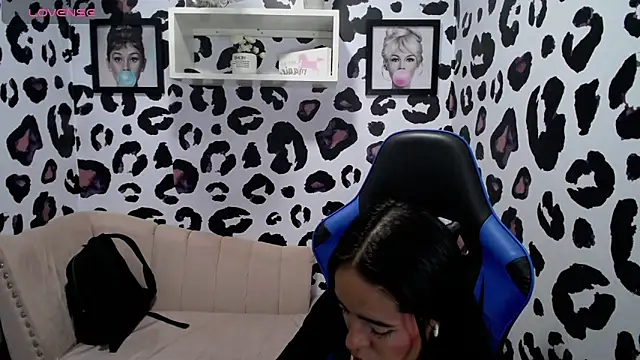 stephania t online show from 02/06/25, 11:54