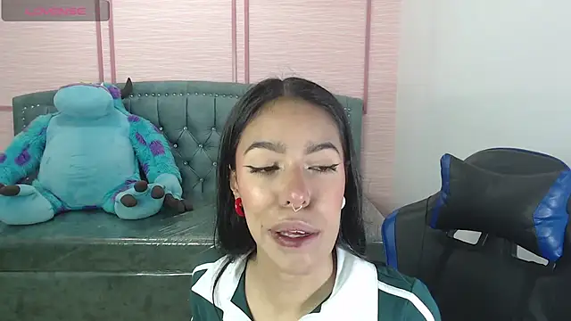 stephania t online show from 02/18/25, 10:27