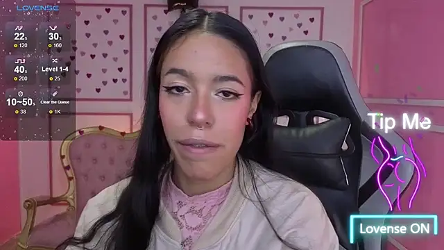 stephania t online show from 11/19/25, 12:49