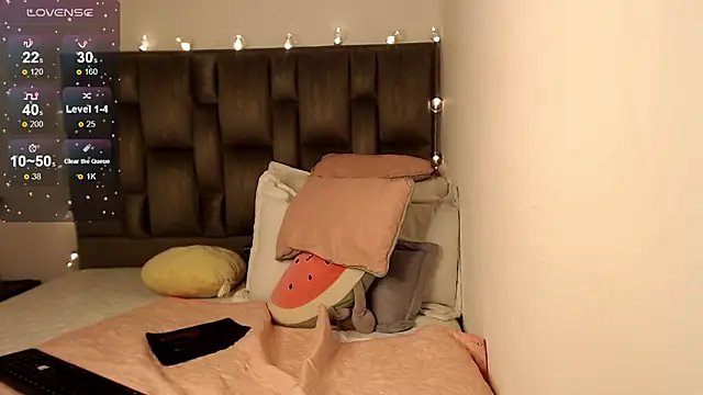 julz 03 online show from 12/21/24, 07:38