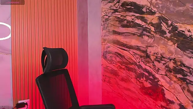 julz 03 online show from 04/24/26, 05:54