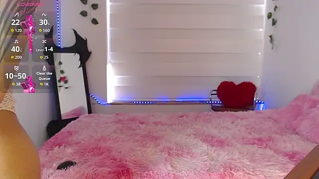 Snapshot of Gaby_Tailor chatting on 09/19/25, 04:40 Gaby Tailor online show from 09/19/25, 04:40