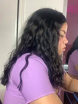 Elaa euphoria online show from 01/04/25, 01:52