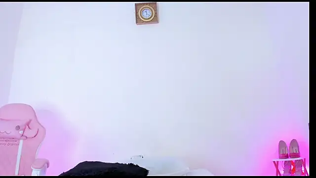 Pammela Smith online show from 03/06/25, 04:19