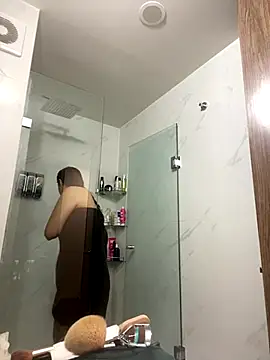 Effyvice13 online show from 12/22/25, 09:34