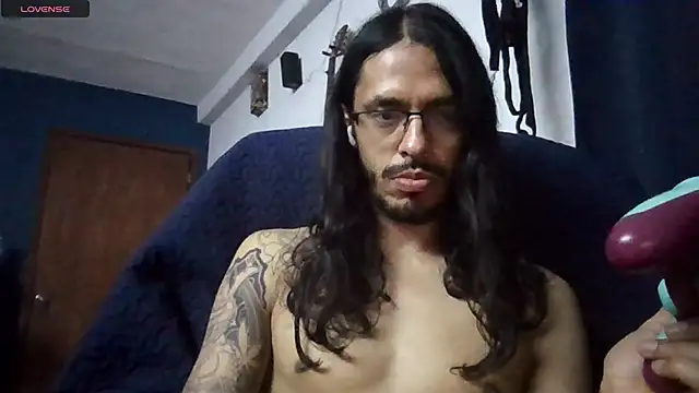 Snapshot of Donstark6669 chatting on 02/07/25, 11:01 Donstark6669 online show from 02/07/25, 11:01