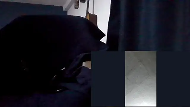Snapshot of Donstark6669 chatting on 02/08/25, 01:11 Donstark6669 online show from 02/08/25, 01:11