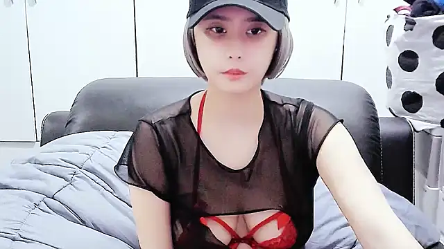 yourz tw online show from 12/04/25, 03:21