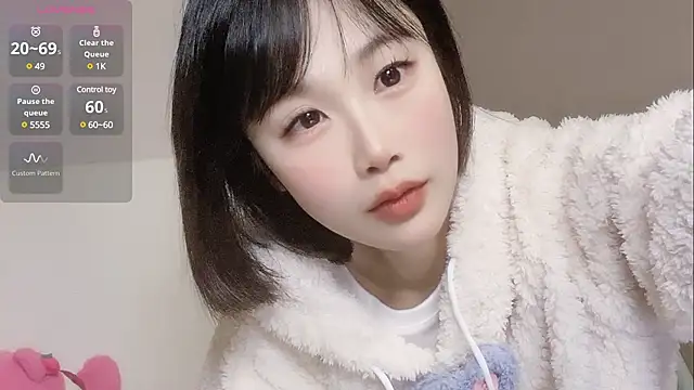 Snapshot of LaoSHI-999 chatting on 02/15/25, 12:48 LaoSHI-999 online show from 02/15/25, 12:48
