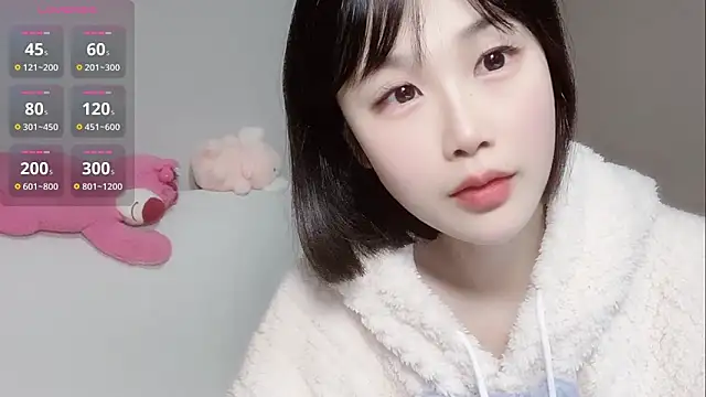 Snapshot of LaoSHI-999 chatting on 02/16/25, 12:19 LaoSHI-999 online show from 02/16/25, 12:19