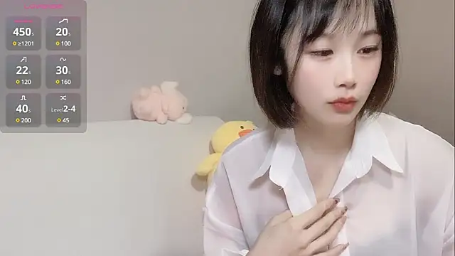 Snapshot of LaoSHI-999 chatting on 02/17/25, 12:10 LaoSHI-999 online show from 02/17/25, 12:10
