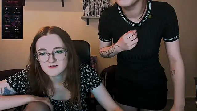 luna berryy online show from 12/07/24, 05:26