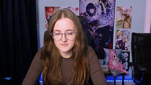 luna berryy online show from 12/09/24, 07:18