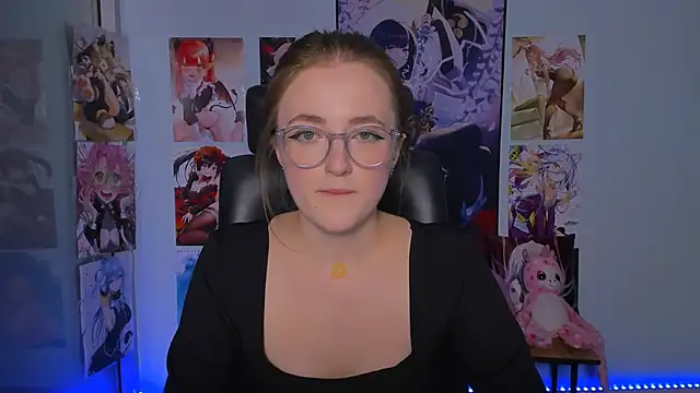 luna berryy online show from 01/17/25, 08:22