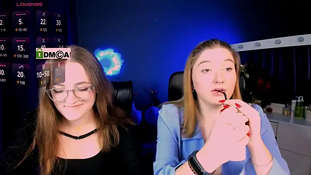 luna berryy online show from 02/04/25, 08:17