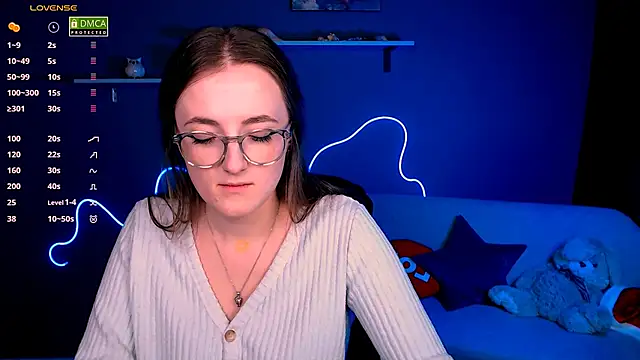 luna berryy online show from 02/12/25, 11:30