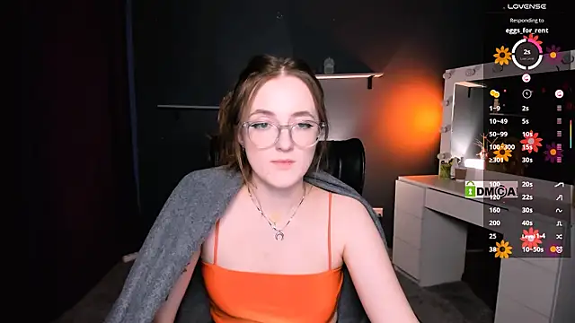 luna berryy online show from 03/22/25, 02:48