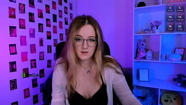 luna berryy online show from 07/15/26, 06:46