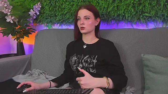 AprilAvery online show from 03/20/25, 10:07