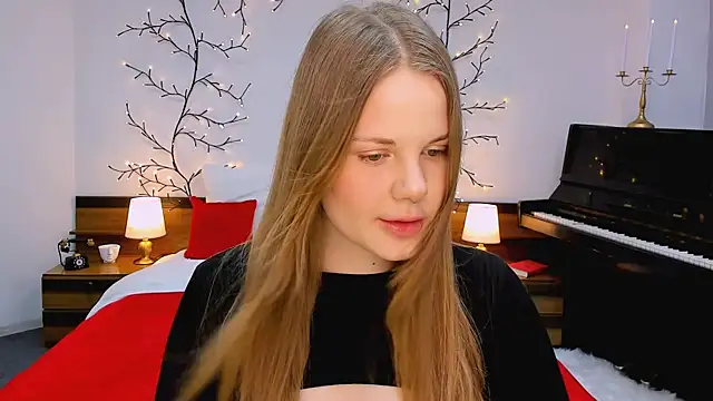 holy kitty online show from 01/30/25, 06:13