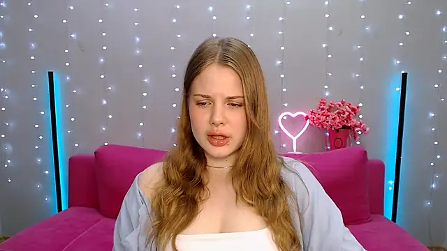 holy kitty online show from 02/26/25, 09:32