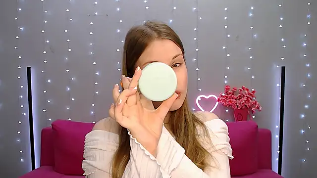 holy kitty online show from 03/12/25, 06:18