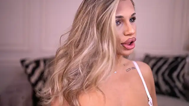 Candy Ivy online show from 01/31/25, 07:18