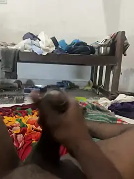 Snapshot of tamil000000 chatting on 01/12/25, 07:42 tamil000000 online show from 01/12/25, 07:42