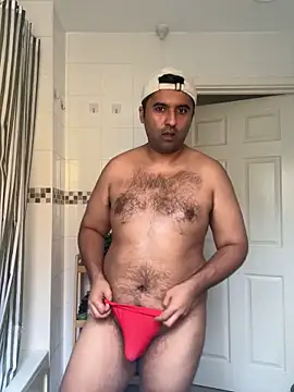 Snapshot of hornydesib69 chatting on 11/03/25, 01:23 hornydesib69 online show from 11/03/25, 01:23