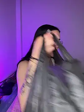 Cassie-millers online show from 02/03/25, 02:24