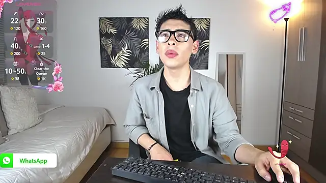 valentino Renato online show from 12/03/24, 12:57