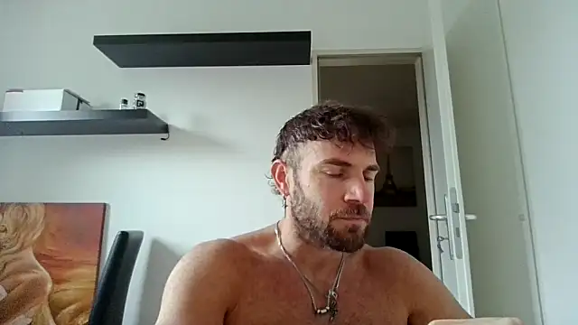 alpha-hunk online show from 09/24/25, 01:47